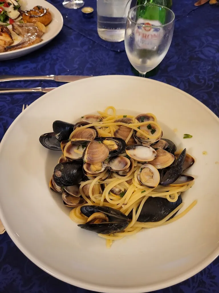 Cosimo Fuda_La Vecchia Hosteria_Siderno_review