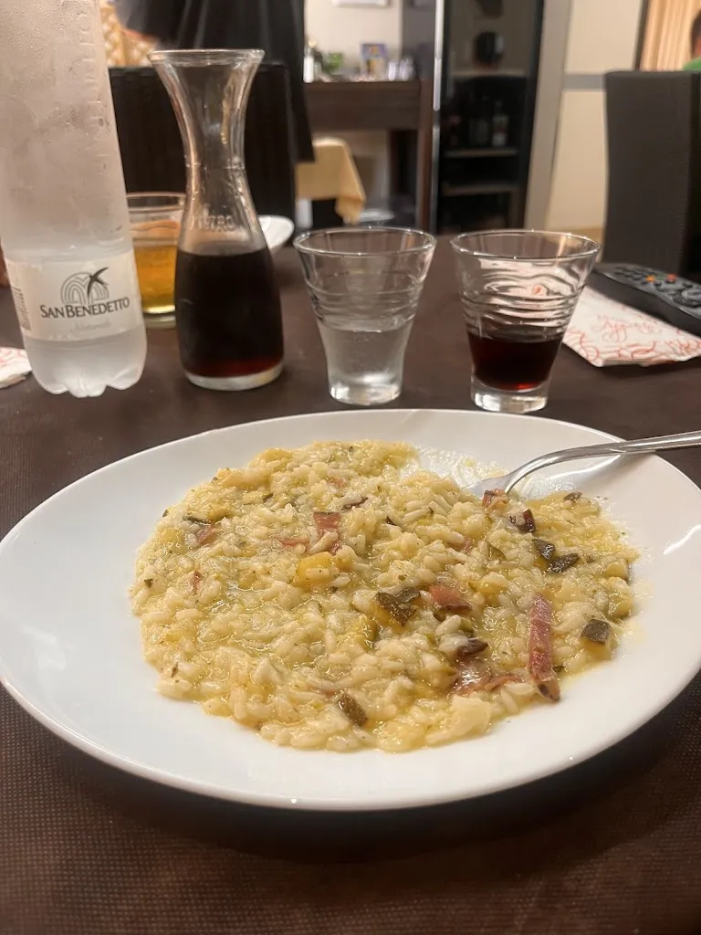 Biscotte's Family_Pizzeria/Rosticceria 