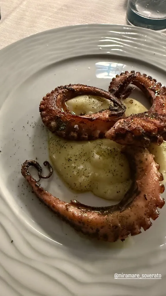 Anthony M._Miramare Soverato_Soverato Marina_review