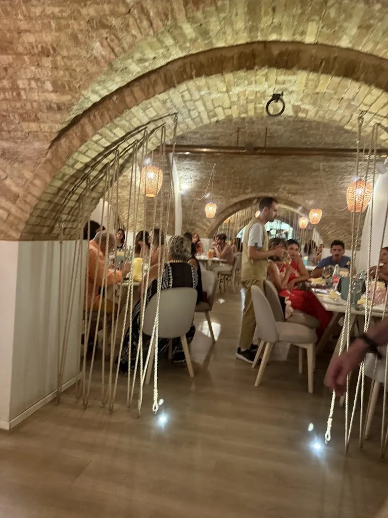 Brezza fish and chill_Soverato Marina_slider_image_3