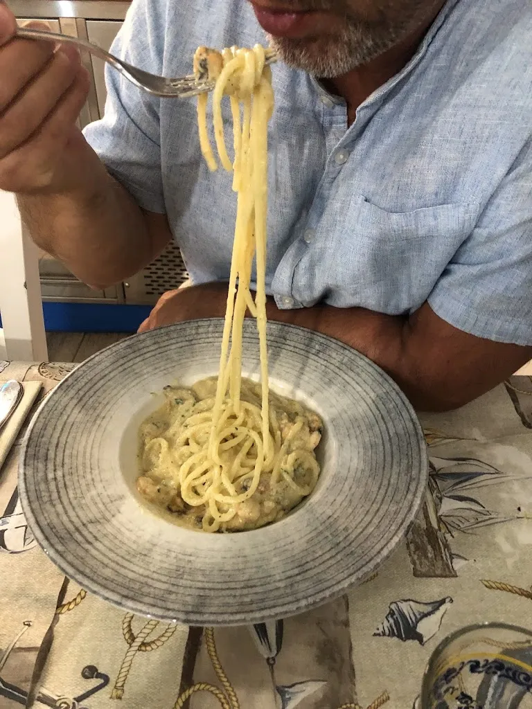 Tom Sikorski_Taverna Re Mare_Furci_review