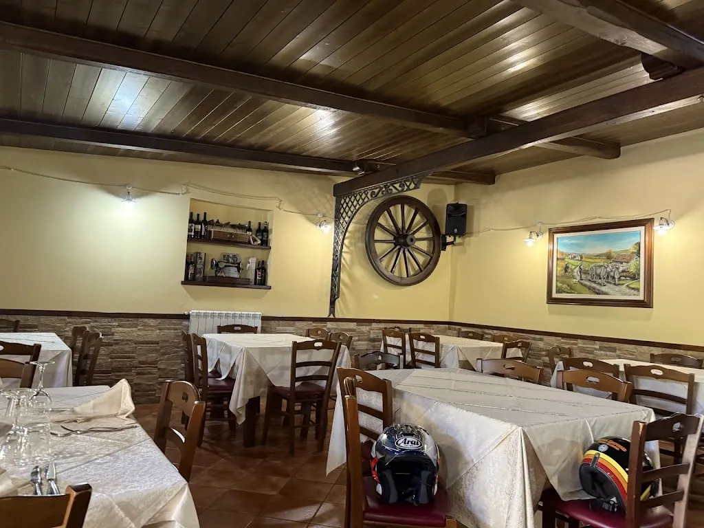 Fernando Pub restaurant in Spadola