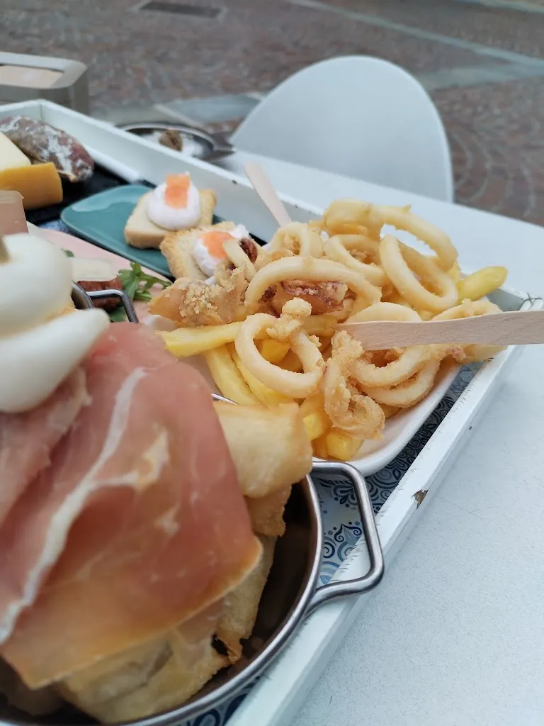 Andrea Francesco Cacioppo_Blanco Settimo_Settimo_review