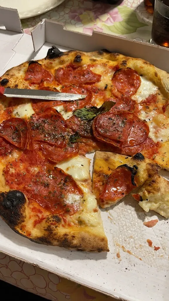 Jacopo Maria Cinti_100% Made in Italy - panuozzi e pizze da asporto_Settimo_review