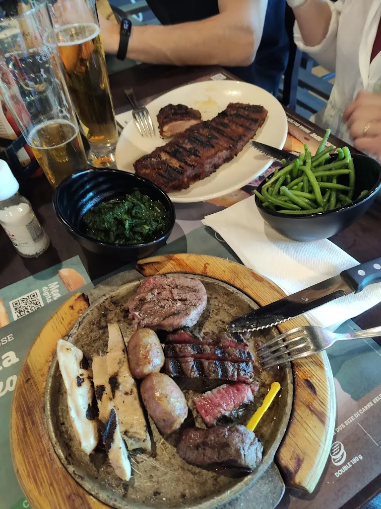 Menu_Roadhouse Grill_Settimo_image_8