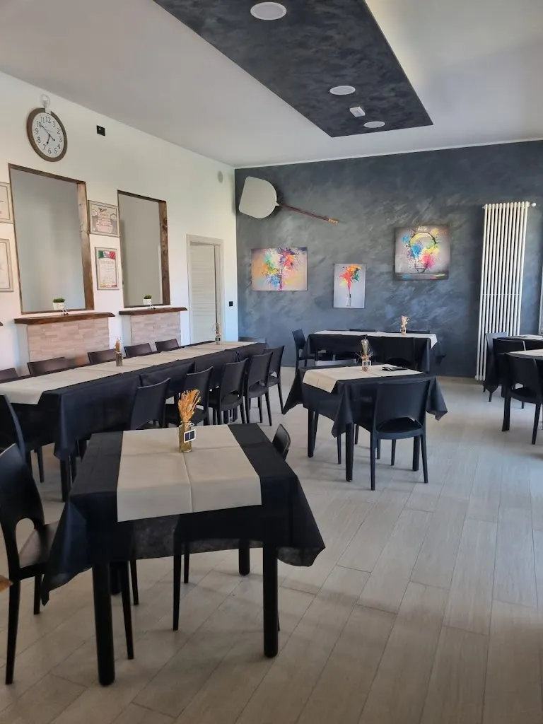 Brontolo Pizza_Settimo_slider_image_1