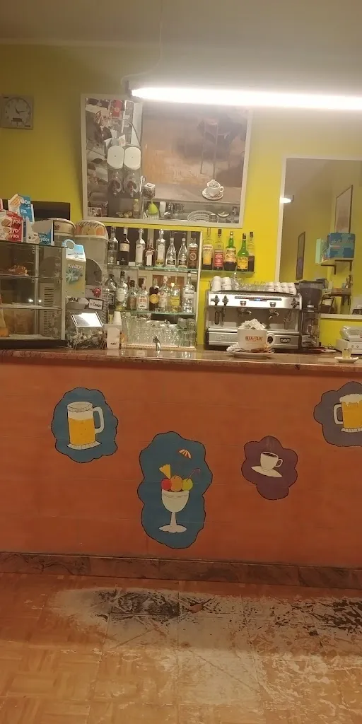 Bar Da Guzzi restaurant in Soveria Simeri