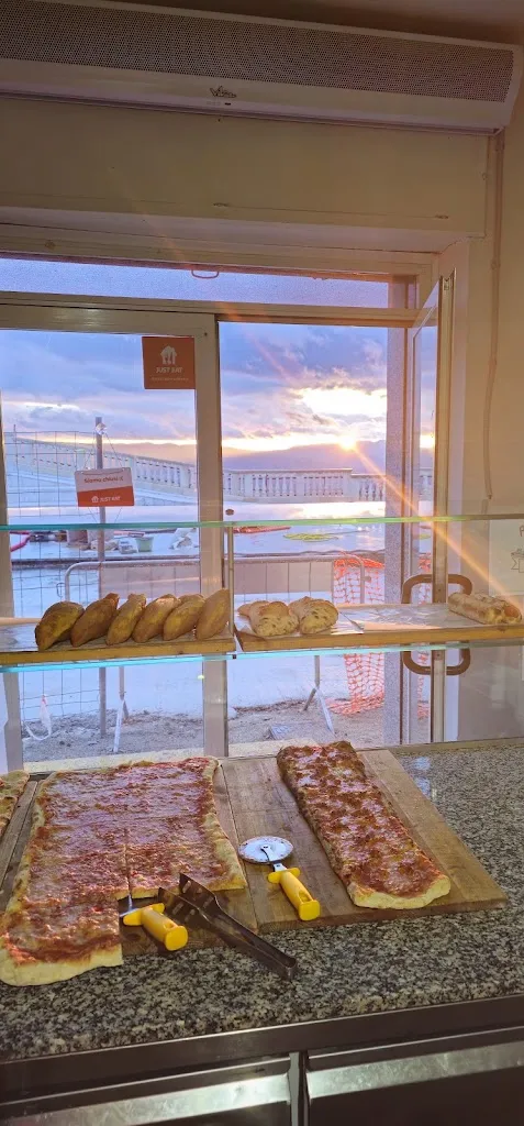 Pizzeria della Piazza restaurant in Spezzano della Sila