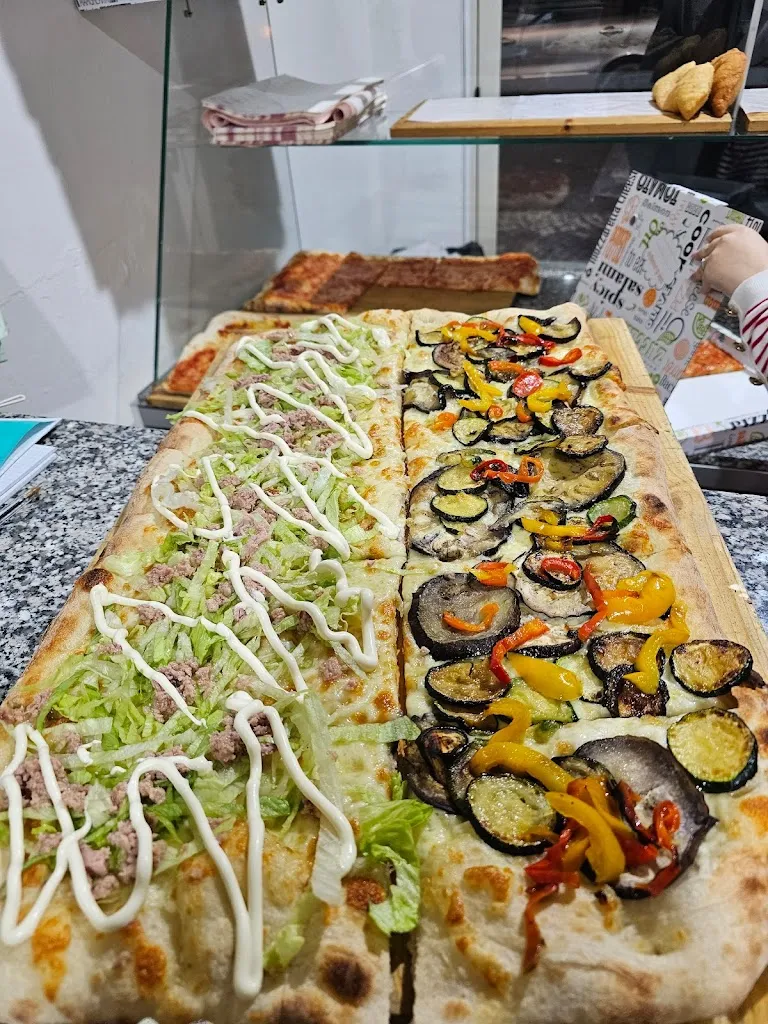 Pizzeria della Piazza_Spezzano della Sila_slider_image_2
