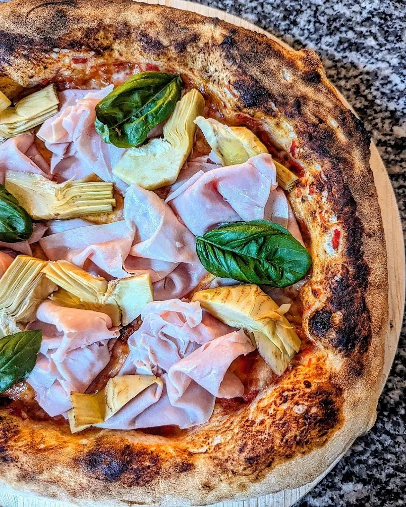 Borgo Antico Pizzeria_Spilinga_slider_image_1