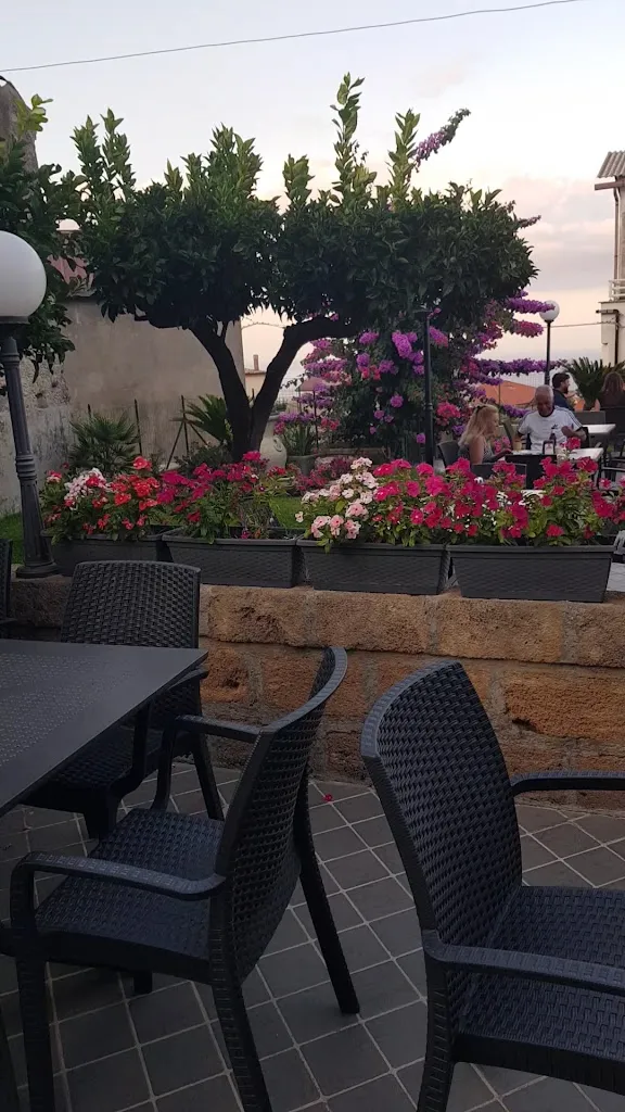 Bar Jolli_Staletti_slider_image_2