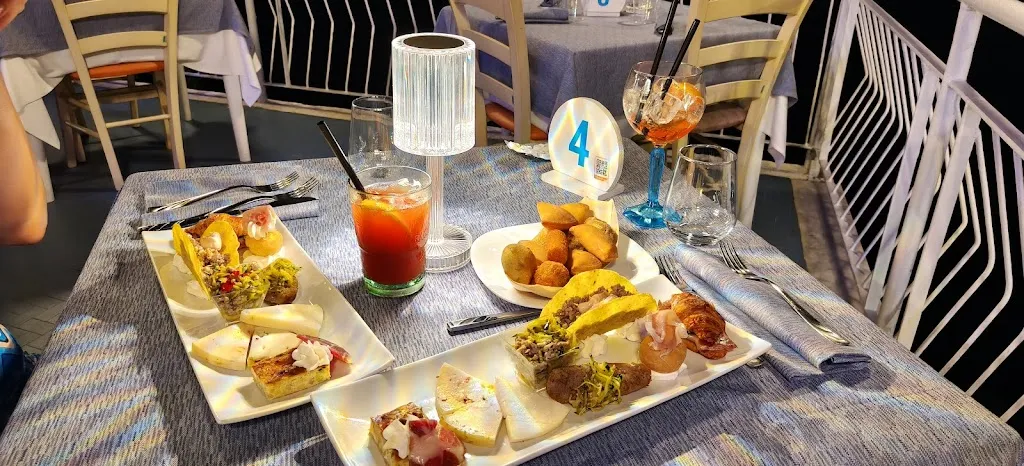 Sunset Aperitif & Restaurant_Staletti_slider_image_3