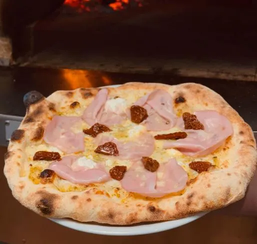 Piazza Vecchia Pizzeria Trattoria_Spezzano Albanese_slider_image_3