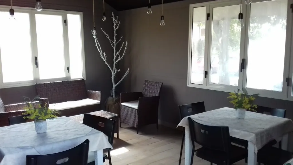 Il Ritrovo Club - Bar Paninoteca restaurant in Spezzano Albanese