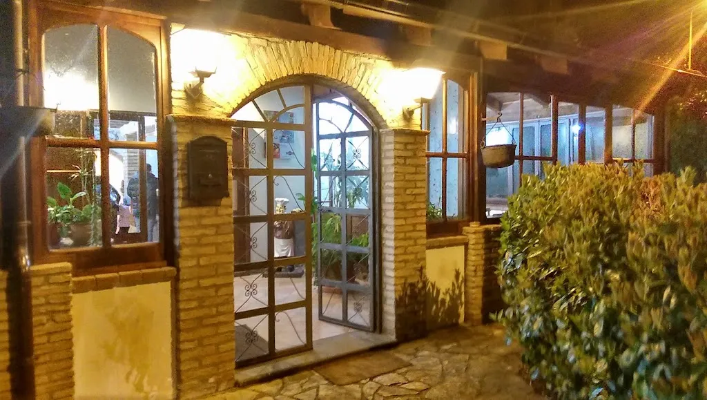 La Trave restaurant in Terranova Sappo Minulio