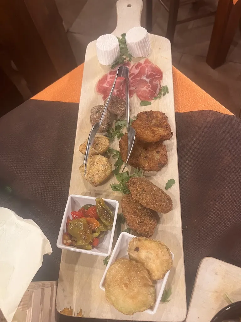 Giulia Ceravolo_L’Antico Borgo Ristorante Braceria_Terranova Sappo Minulio_review