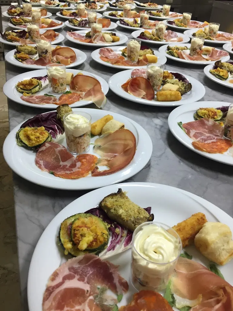 Bar Ristorante Pizzeria Tabaccheria “Le 9 stelle”_Strongoli_slider_image_2