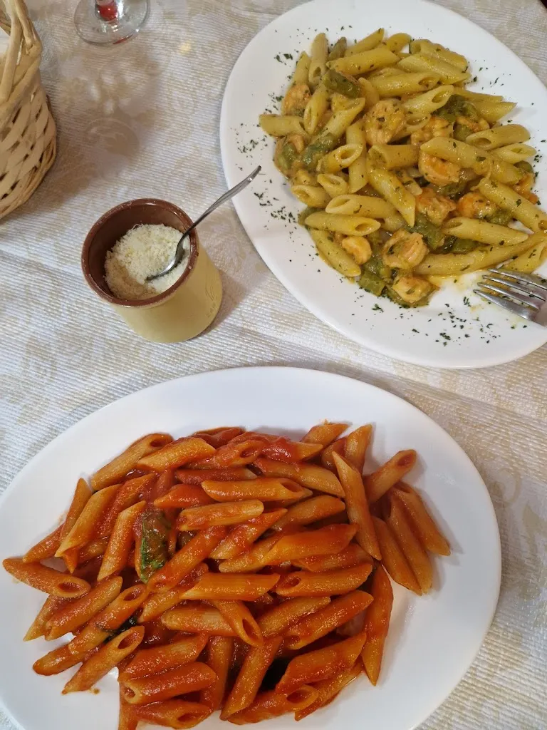 Nika K._bar -ristorante marchese di brusco antonio franco_Torano Castello_recensione