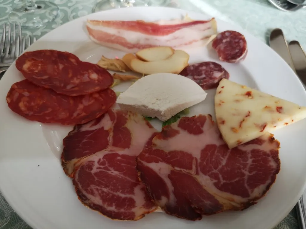 Menu_Hotel Ristorante Pizzeria Il Casale di D'avalos_Tiriolo_image_1