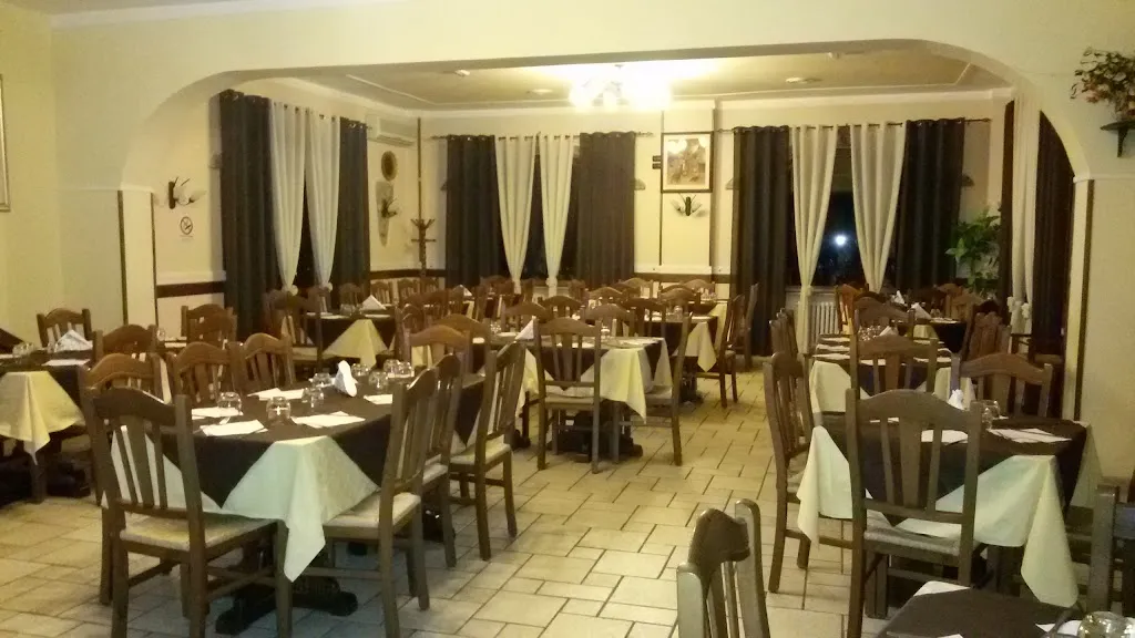 Hotel Ristorante Pizzeria Il Casale di D'avalos_Tiriolo_slider_image_1