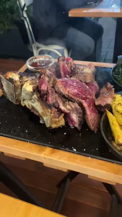 UNICO farina e cucina restaurant in Torre Melissa