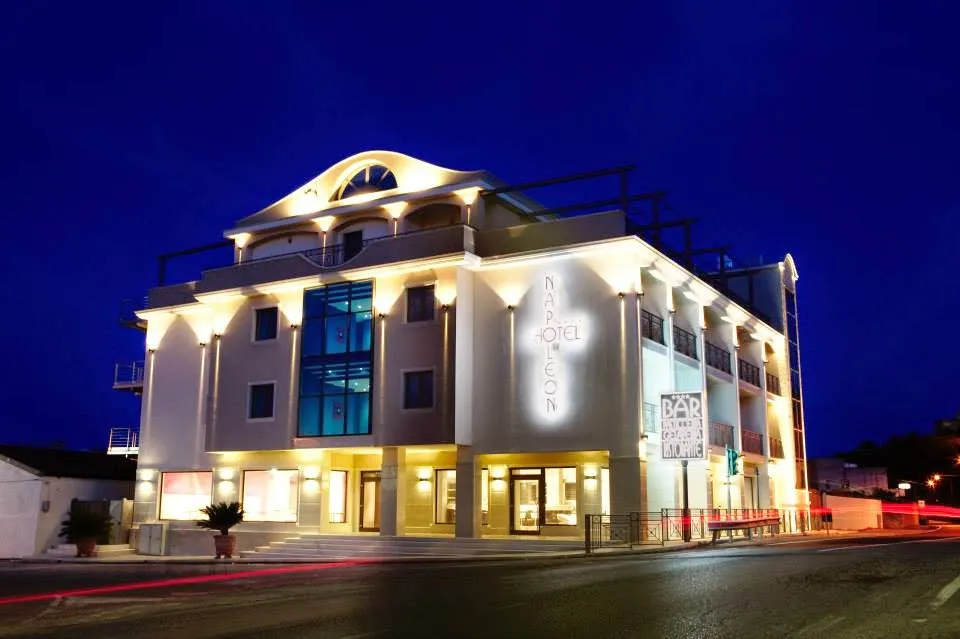 Hotel Napoleon_Torre Melissa_slider_image_1