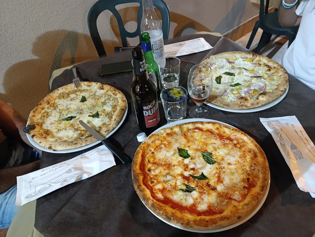 Pizzeria La Stellina_Tortora_slider_image_3