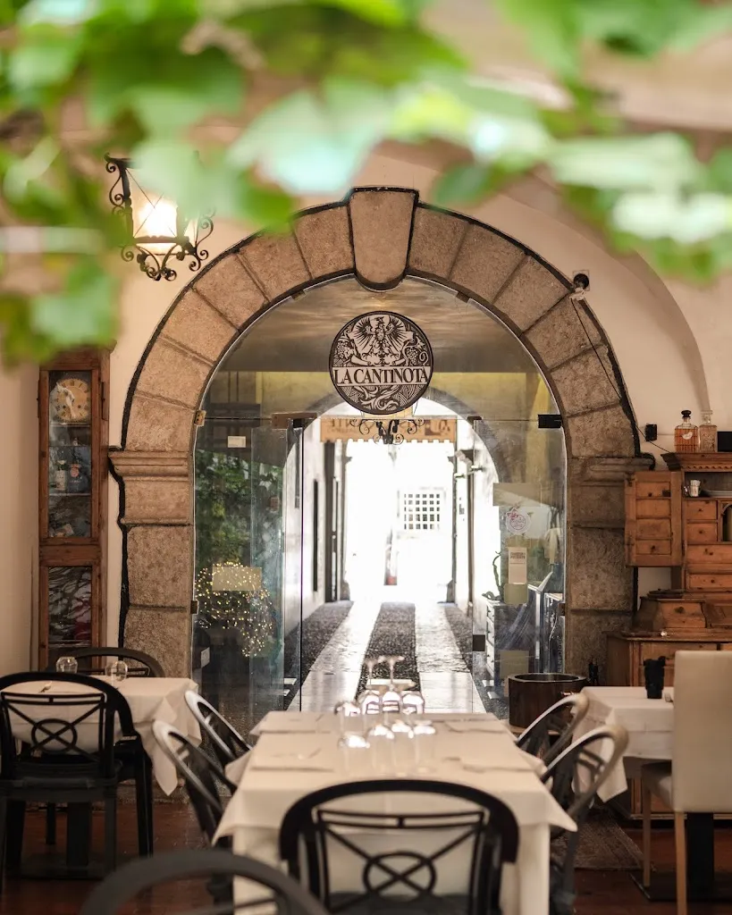 ristorante la cantinota restaurant in Trenta