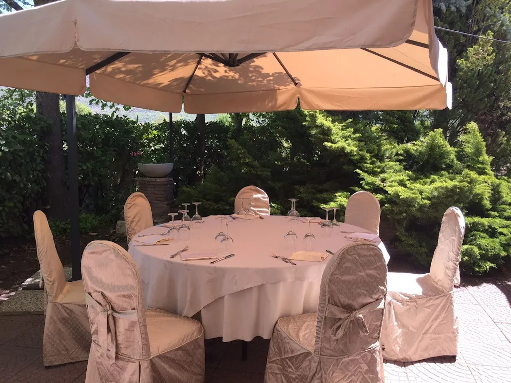 Ristorante Madonna Del Pozzo restaurant in Gioia dei Marsi