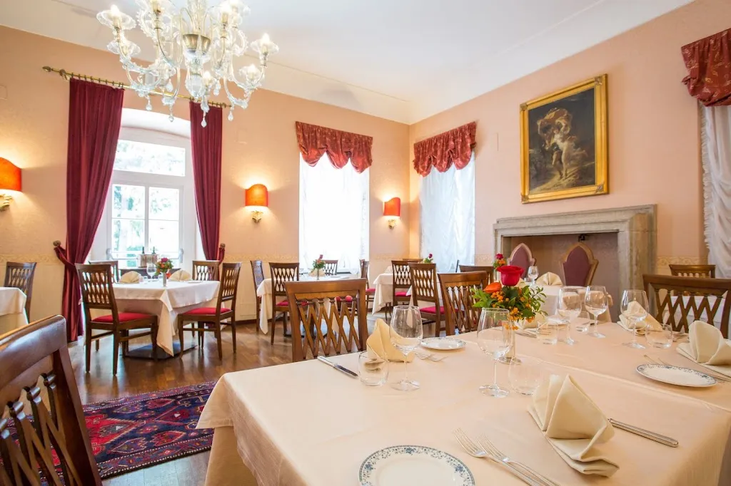 Ristorante Villa Madruzzo restaurant in Trenta