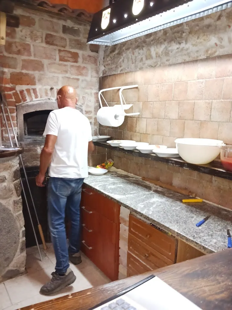 Pub - Pizzeria_Vallelonga_slider_image_3