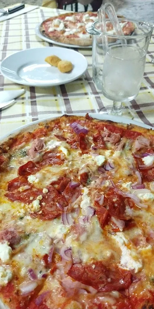 Malu Braga_B&B- RISTORANTE- PIZZERIA LA PERGOLA_Varapodio_review