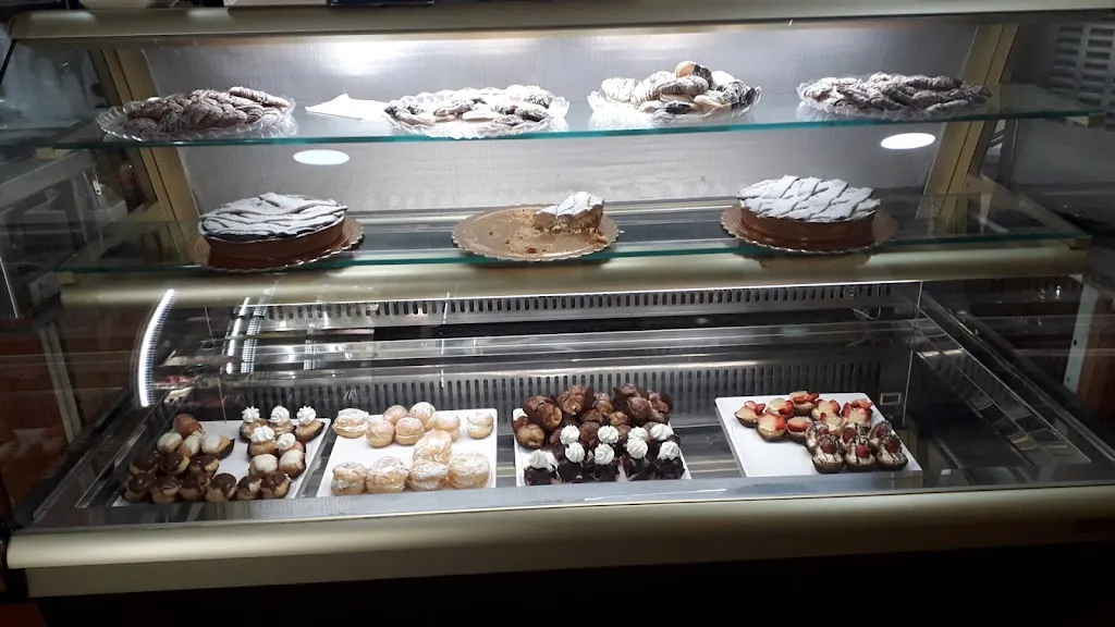 Bar 2000 Di Sciarrone Leonardo_Varapodio_slider_image_1