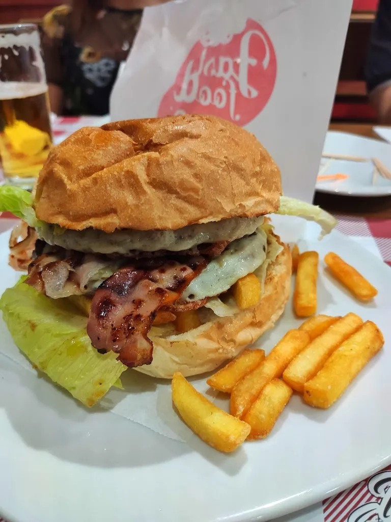 Manuel Siniscalchi_Bar Paninoteca Pennetteria Black Out_Verbicaro_review