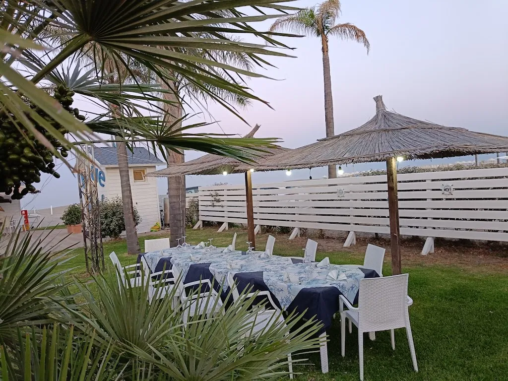 Ristorante Bar Blu Sky Beach restaurant in Villapiana