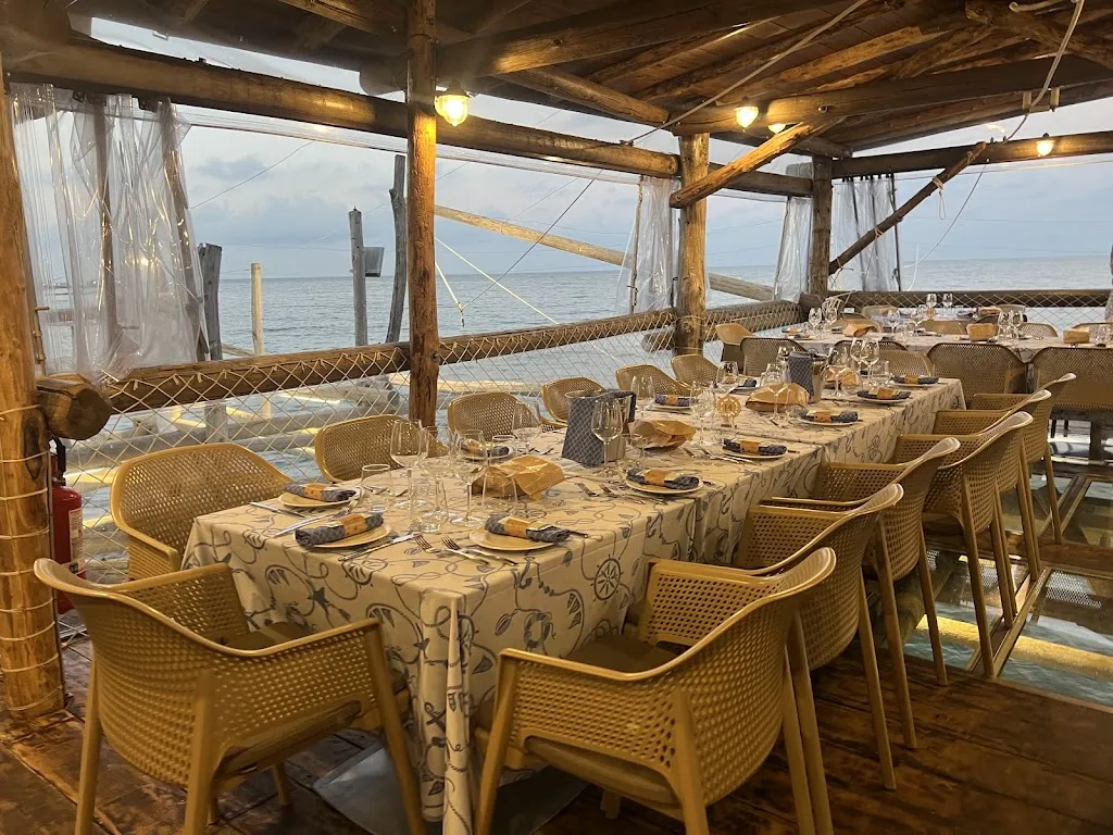 Ristorante Trabocco Pesce Palombo restaurant in Fossacesia