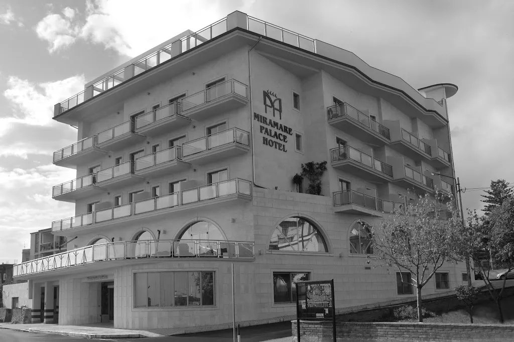 Miramare Palace Hotel restaurant in Trebisacce