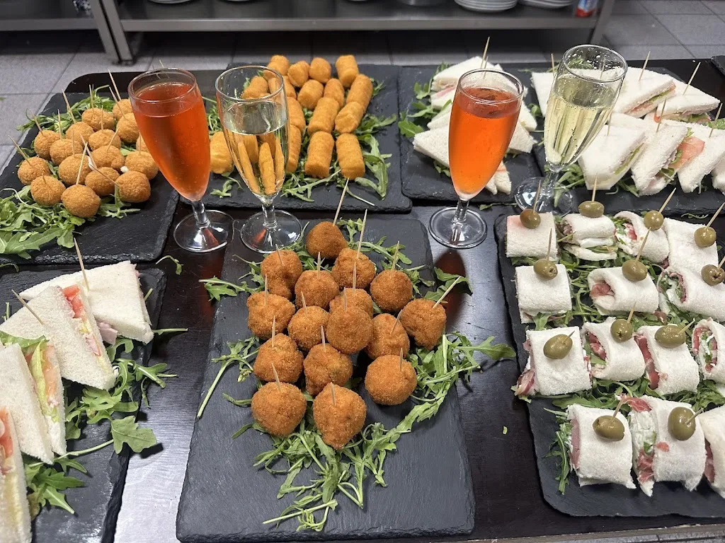 Ristorante Pizzeria alla Corte del Re’_Zumpano_slider_image_3