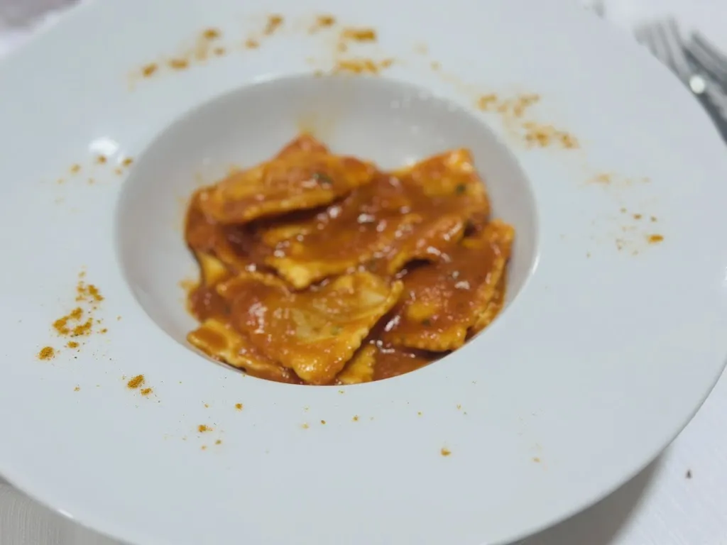 Luca Oliva_Pizzeria Bar Ristorante Ara Casa Mia Di Principe Loredana_Zumpano_review