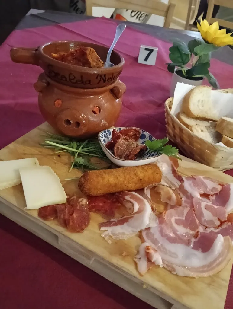 Rodolfo Calligari_Ristorante Pizzeria La Villa_Zungri_review