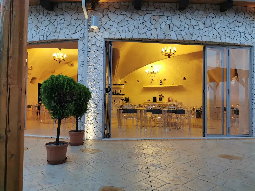 Ristorante Le Grotte di DeSo restaurant in Zungri
