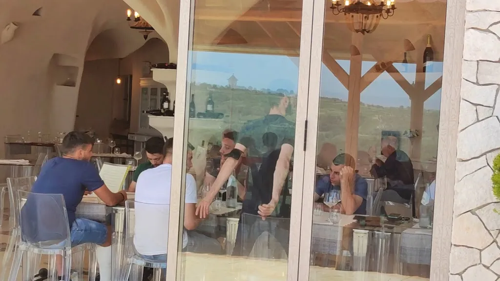 Ristorante Le Grotte di DeSo_Zungri_slider_image_2