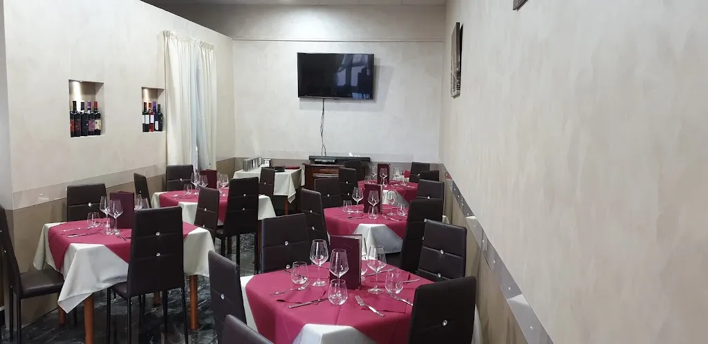 Trattoria bar pizzeria "Il Capriccio del gusto" restaurant in Zungri