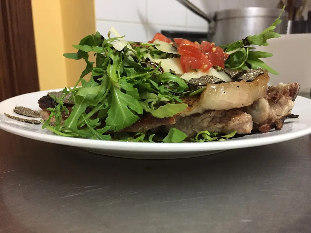 La Piazzetta Cafe & Restaurant_Acerno_slider_image_3