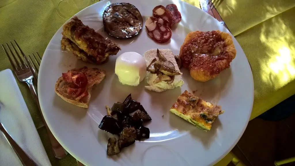 gianni villani_Valle dei Pioppi_Acerno_recensione