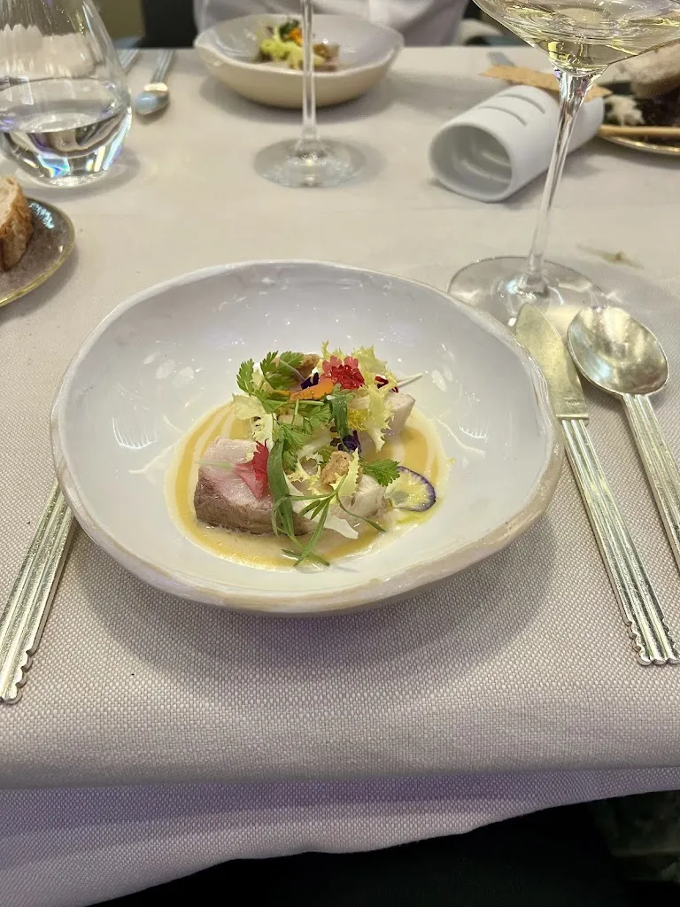 Angela Ukyab_Terrazza Gallia_Weather Station_review