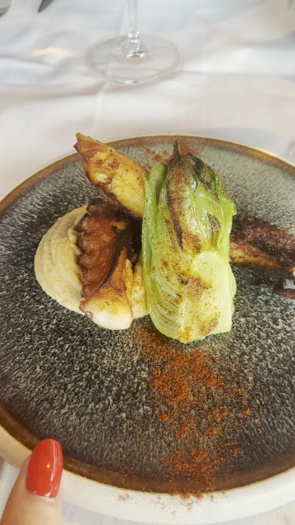 La Fata Ignorante_Weather Station_slider_image_2