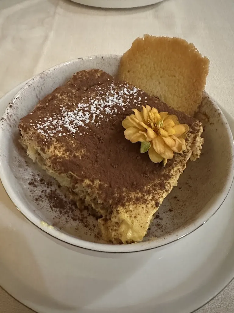 Brittany Kennedy_Vattani Elegant Italian Restaurant & Cocktail Bar_Weather Station_review