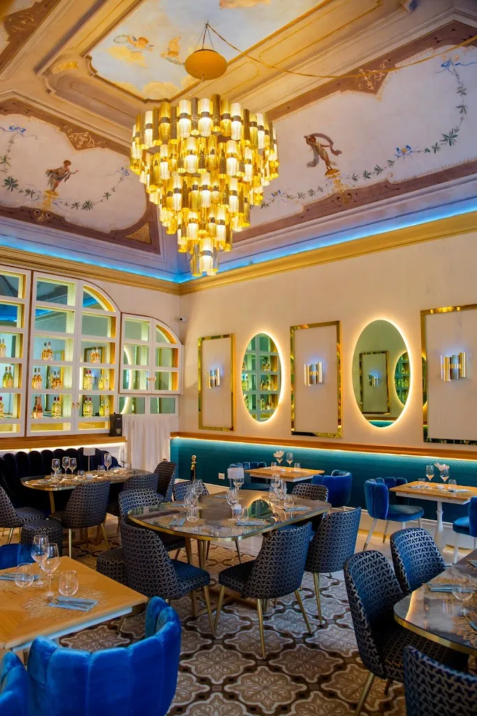 Angie’s Restaurant restaurant in Weather Station