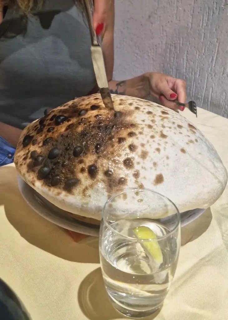 Mada Hrabina Sobczak_Il Caminetto_Fossacesia_recensione